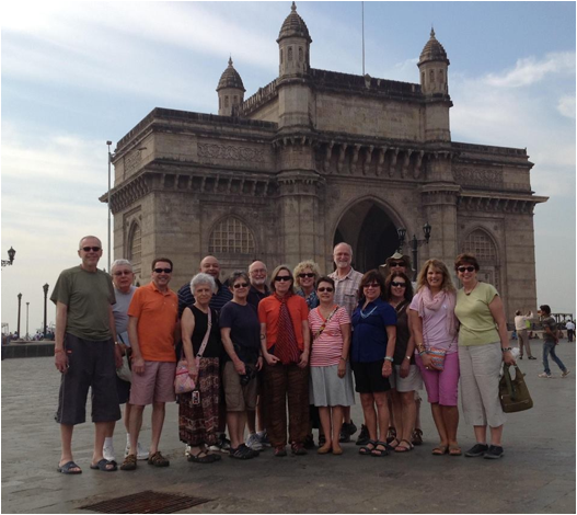 ::India pics from others:Group at gateway of  India.jpg