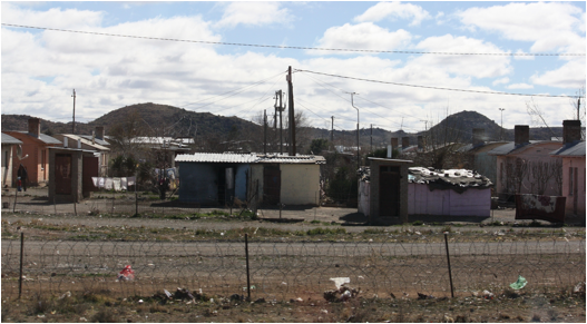 ::South Africa pics:8-14 more shacks 232.jpg