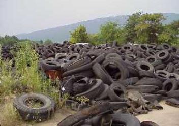 tires-007s.jpg (12892 bytes)